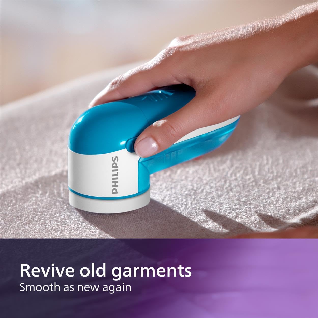 Philips Fabric Shaver, quick and effective removal of pills and bobbles - GC026/80