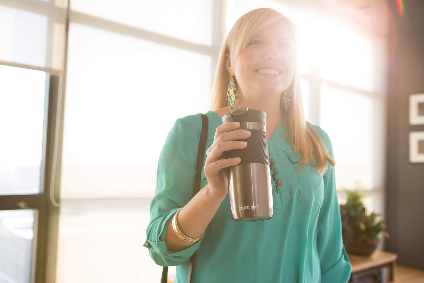 Contigo Byron Snapseal Travel Mug | Stainless Steel Thermal Mug | Vacuum Flask | Leakproof Tumbler | Coffee to Go Mug with BPA Free Easy-Clean Lid