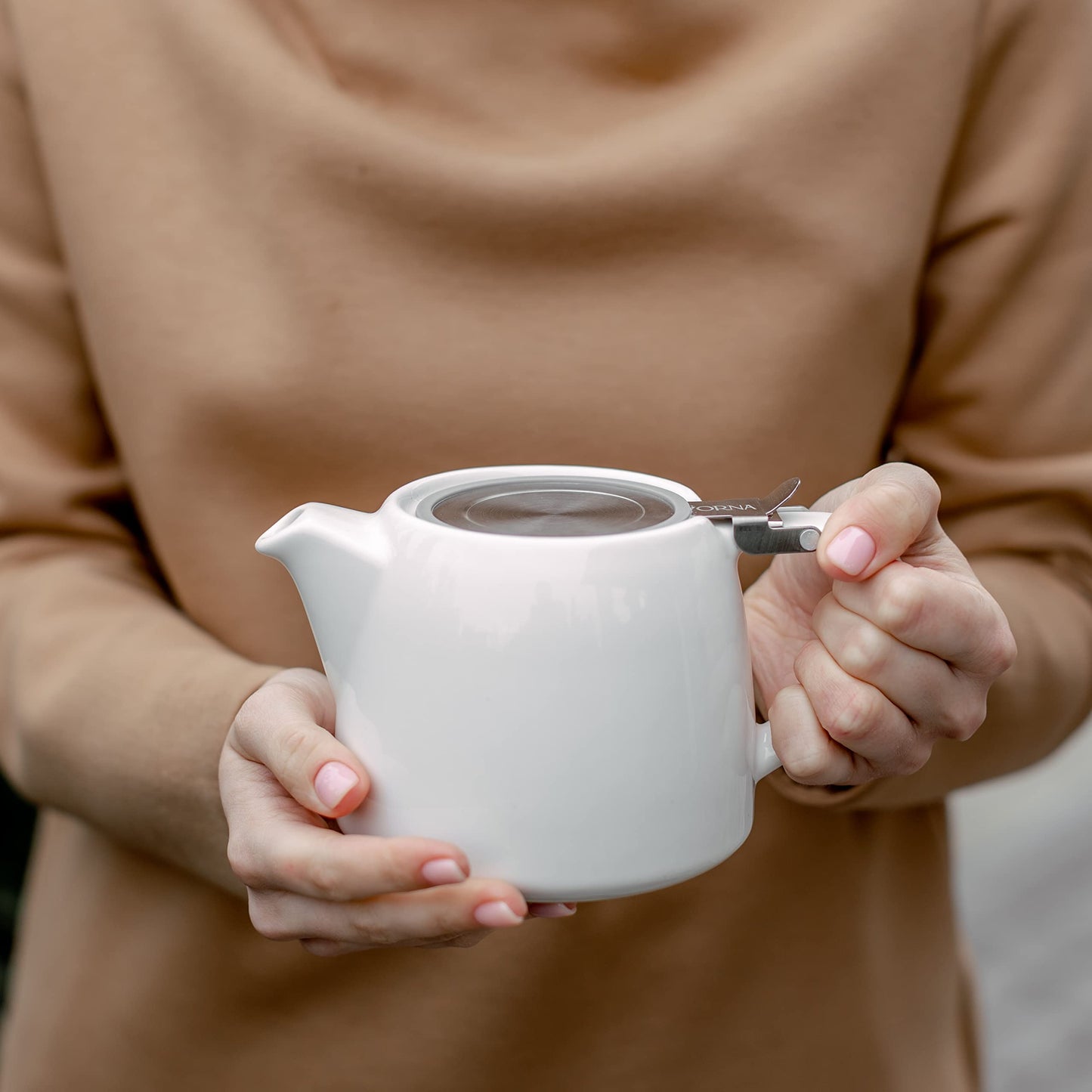 ORNA Ceramic Loose Leaf Teapot with Infuser Strainer and Lid – Small Porcelain Tea Pot Brewer for One or 2 Person