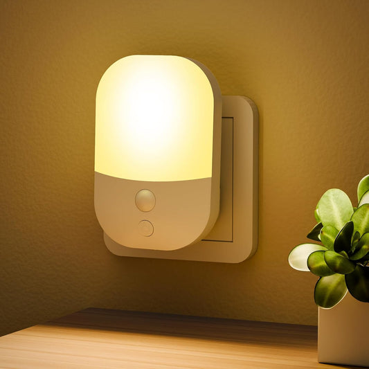 Night Light Plug in Wall with Dusk to Dawn Photocell Sensor, 5 Brightness Levels, ON/Off/AUTO Lighting Mode, 3000K Warm White Night Light for Hallways, Stairs, Bedrooms, Kitchen, 0.3W, 1 Pack