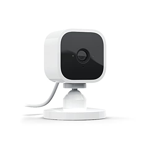  Indoor plug-in pet security camera