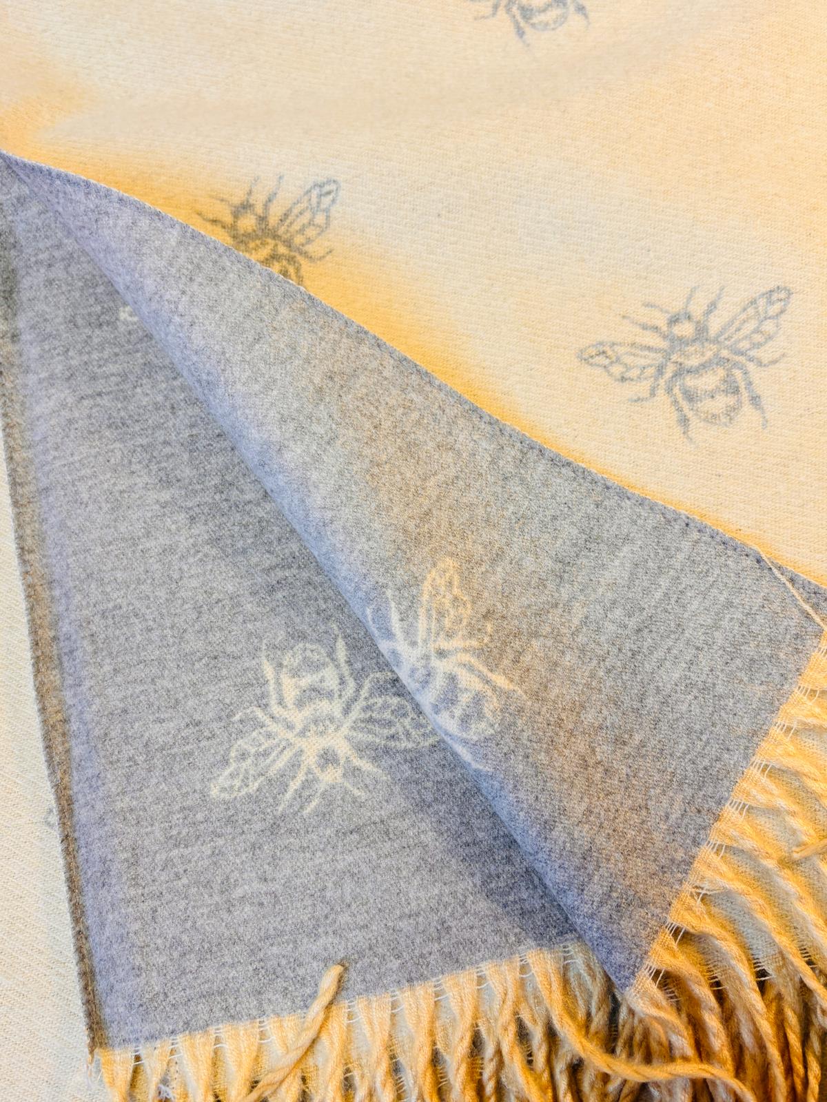Scarf/Shawl pashmina Reversible Light Cream & Gray Bee Print for winter