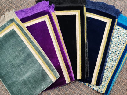 Muslim Prayer Mat Janamaz Islamic Salat Rug Different Colours 1pc only £9.50