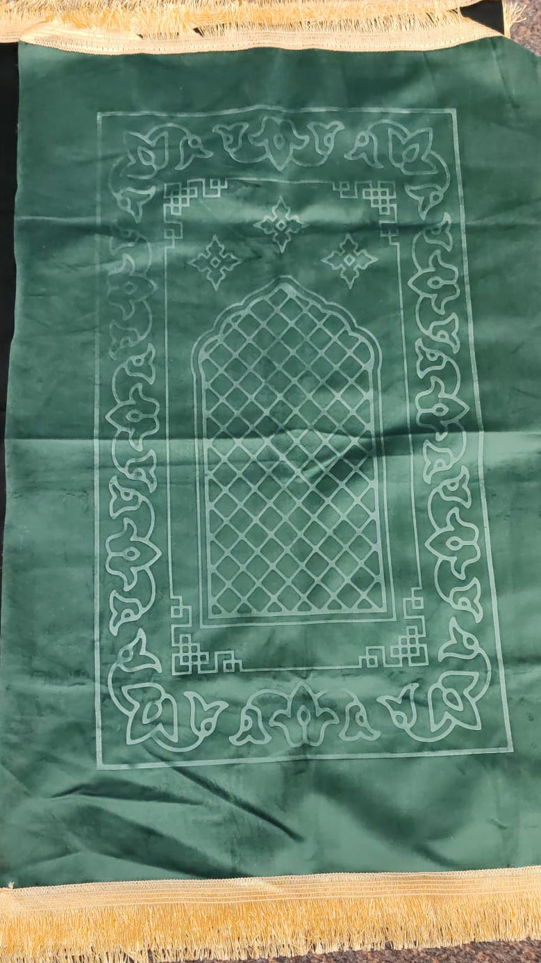Islamic Janamaz Prayer Mat – Muslim Sajjada Salah Rug + Free Tasbih (4 Colors Available)
