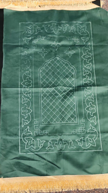 Islamic Janamaz Prayer Mat – Muslim Sajjada Salah Rug + Free Tasbih (4 Colors Available)